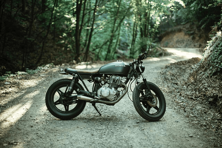 Super-Bike-Box — Custom Motorrad Werkstatt in Kalbach