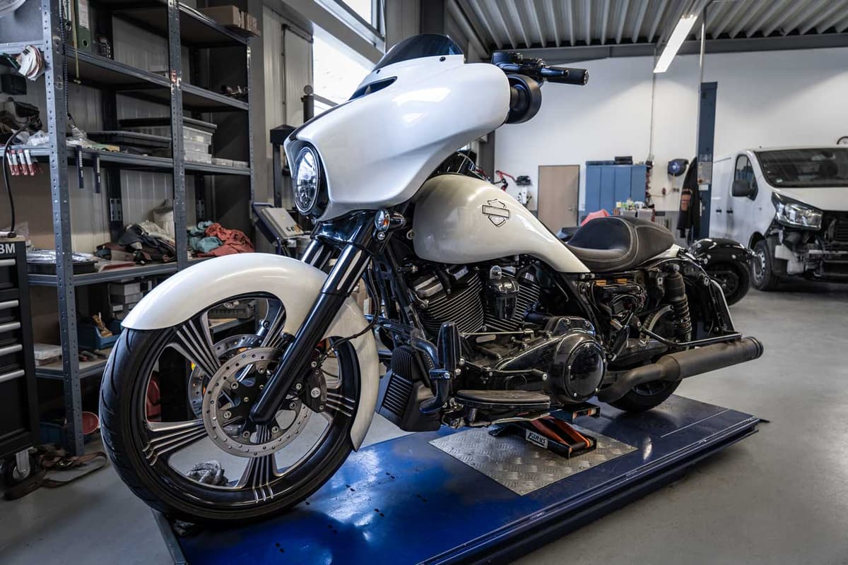 Bullock Custom Bikes — Werkstatt-Einblick 1